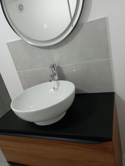 Apartmán Cosy Bellamy Angoulême Exteriér fotografie